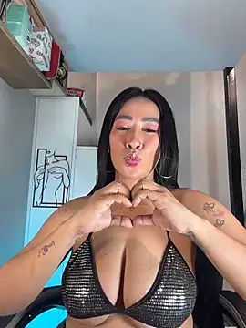 AsianMilfSheryl webcam