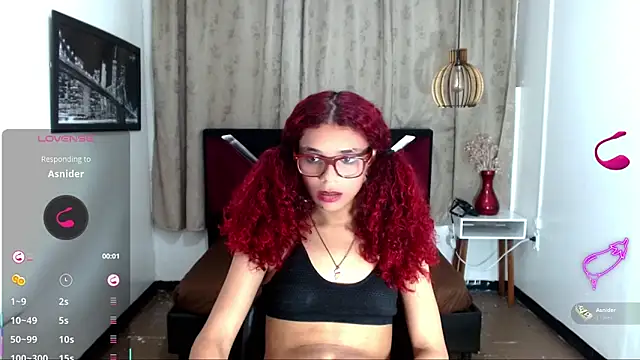 luisa__torres webcam