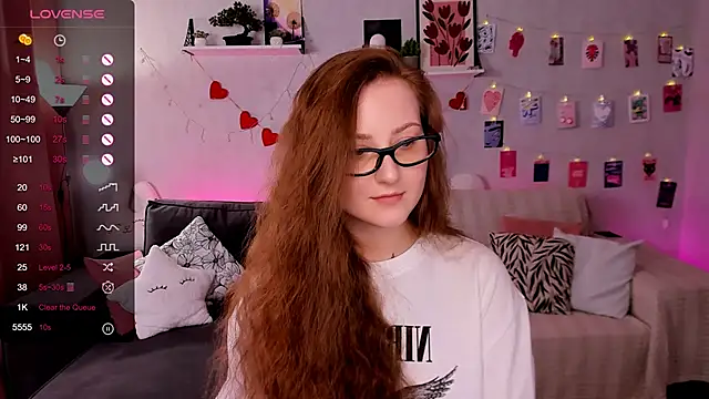 velvet_cherry_ webcam