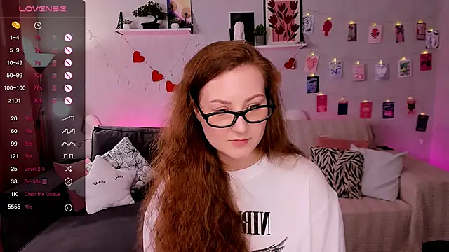 velvet_cherry_ webcam