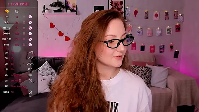 velvet_cherry_ webcam