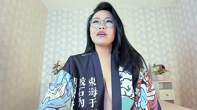 NatsumiHun - Cams en Vivo