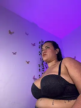 veronica__olsonn webcam