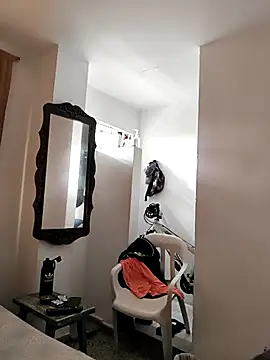 Marianatrans01's room