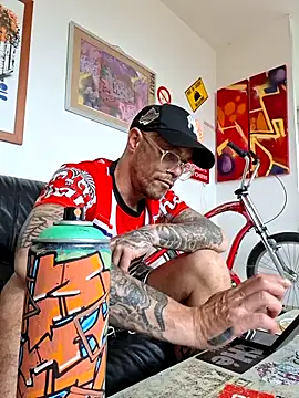 Mr_Graffitimile webcam