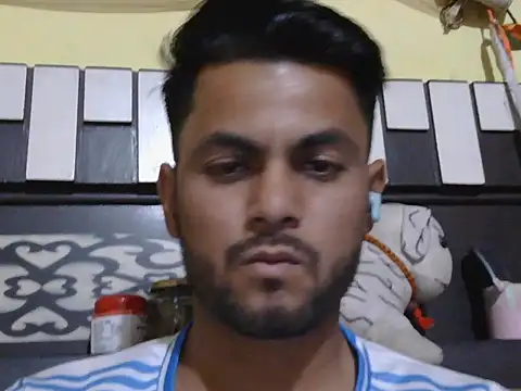 Stubborndesiboy webcam