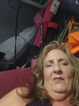 SultrySummer68 webcam