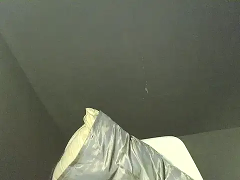 Chillntalkmami webcam