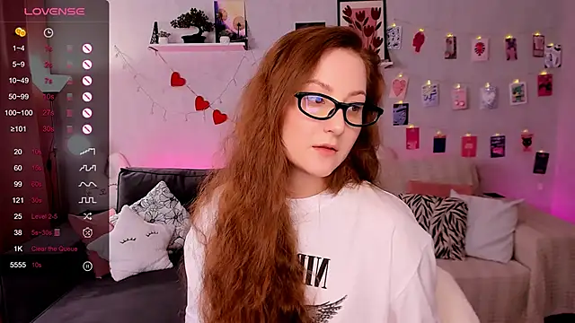 velvet_cherry_ webcam