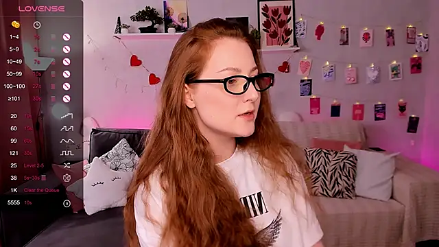 velvet_cherry_ webcam