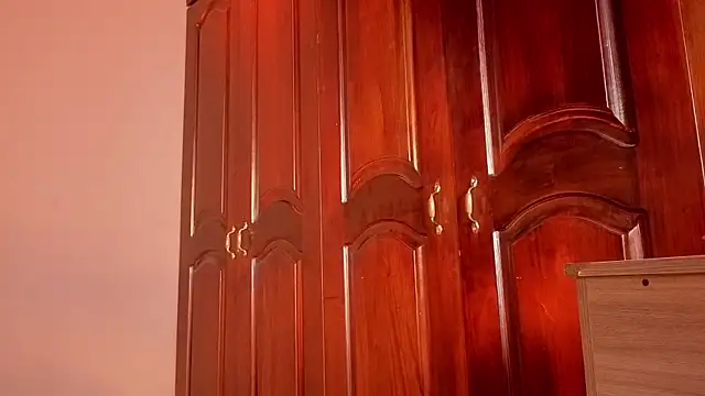 jacki_jo (F milf) - your finger in my sexy ass