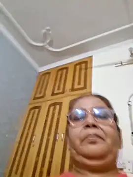 shalini3456 (F mature) - 1000