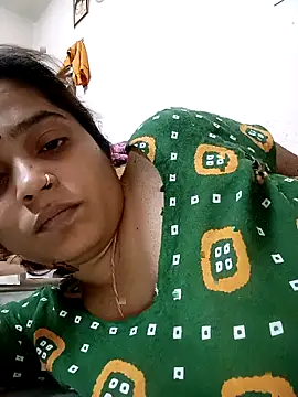 Webcam Model (Trisha_71)  is live.Free join now!