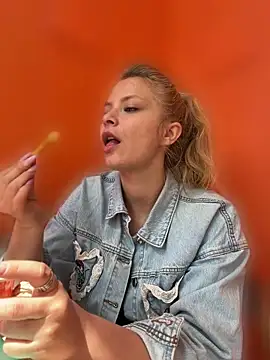 AnastasiaAniess live sex cam