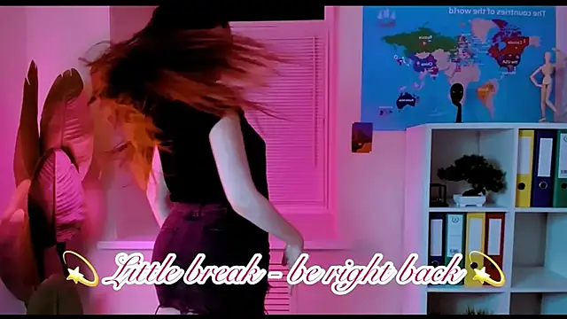 carolgiggly - CarolGiggly's free webcam - UK Sex Cams