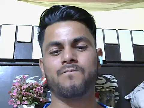 Stubborndesiboy webcam