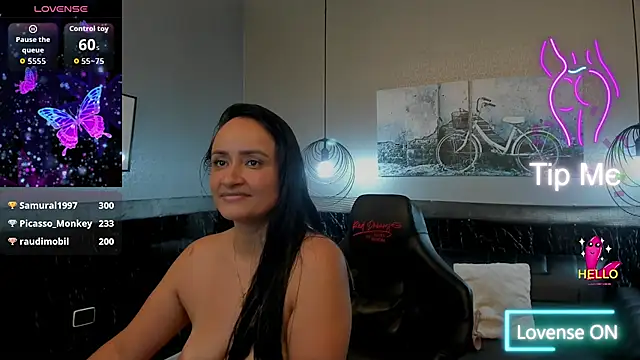 AlexandraMilff webcam