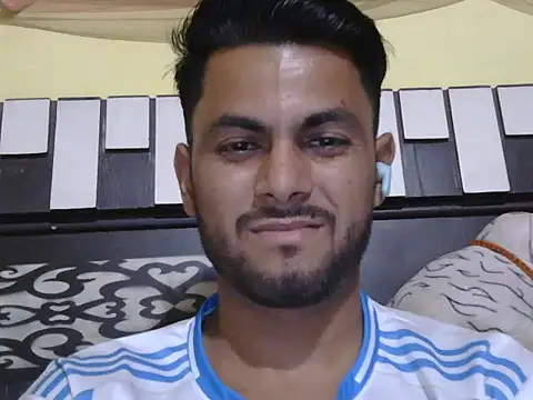 Stubborndesiboy webcam