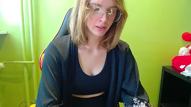 juicyPenny webcam