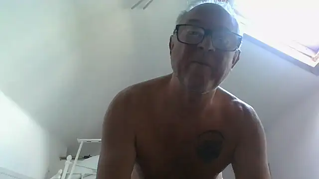 naughtygrandad1 webcam