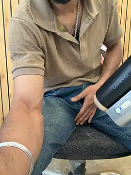 SirControlsYou webcam