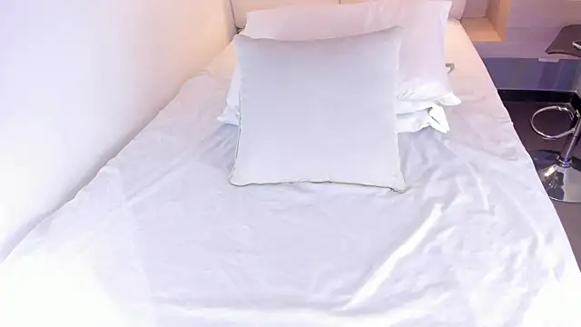 selena_monroy webcam