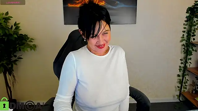 Sara_Devills webcam