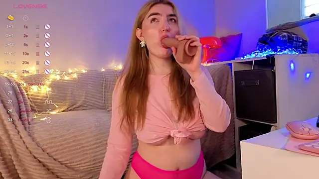 sweetandcuteee webcam