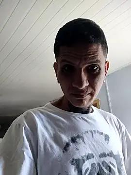 elchamogabotiktok webcam