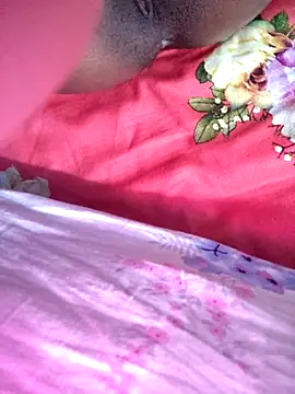 124pakhi - Live Cams