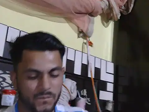 Stubborndesiboy webcam