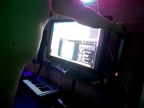 chronic_vibez webcam