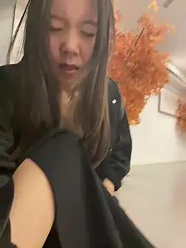 美女xinmengAZ在线直播