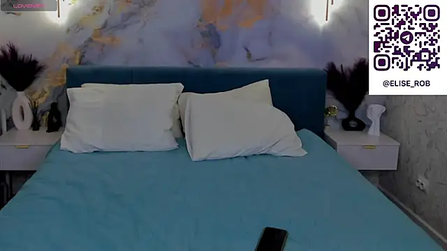 elise_robbie webcam