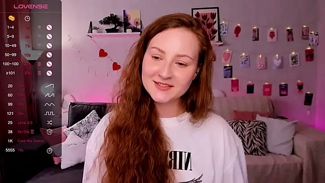 velvet_cherry_ webcam