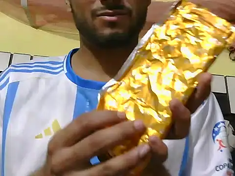 Stubborndesiboy webcam