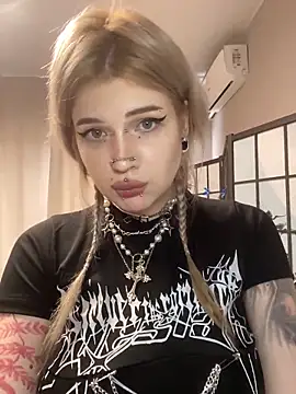 DriveThruCiri webcam