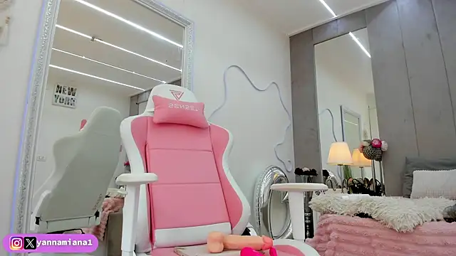 Yanna_miana webcam