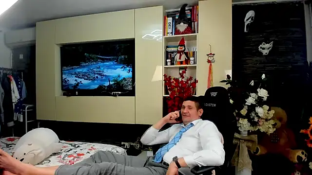 SpartacusDaddy48 webcam