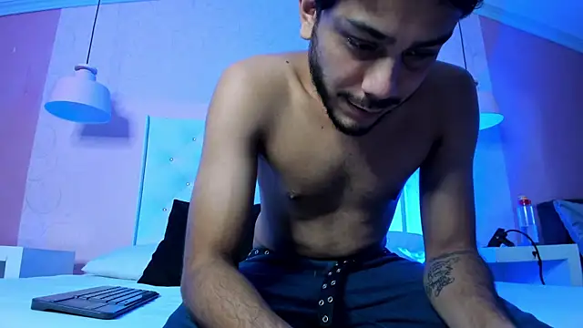 Boss_Domiinator webcam