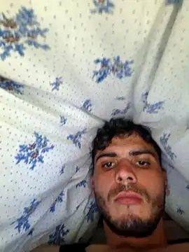 Handsomeboy3344 webcam