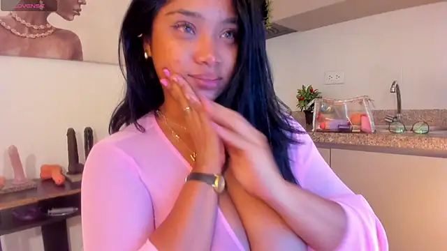 saraapril_1 - SaraApril_1's free webcam - UK Sex Cams