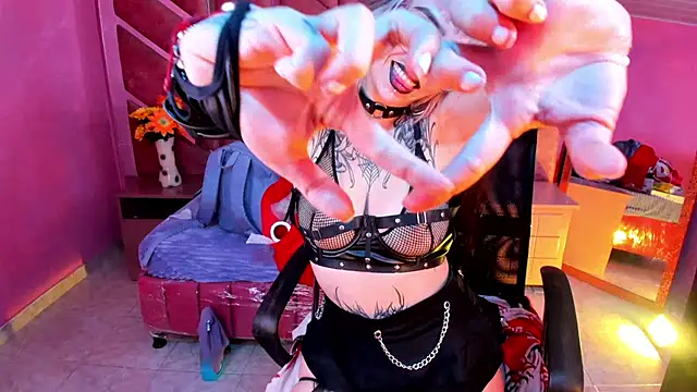 Samantha_Smiith webcam