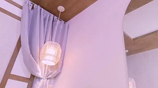 RenataLeclair webcam