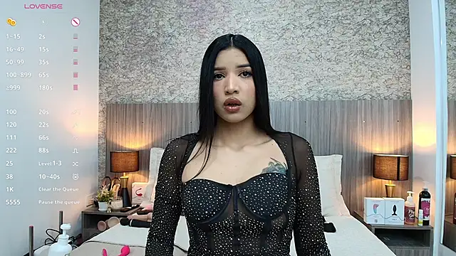 nicol_alvarez webcam