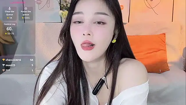 Lisa-295188 webcam
