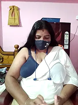 tamil_lathikaaa webcam