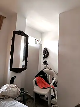 Marianatrans01's room