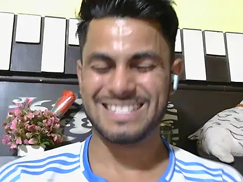 Stubborndesiboy webcam