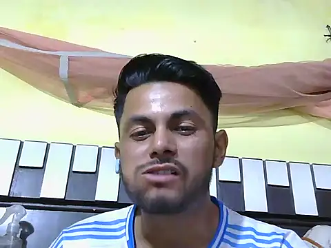 Stubborndesiboy webcam